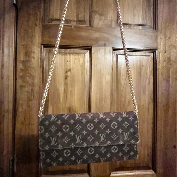 *Rare* Louis Vuitton vintage Mini Lin Monogram Wallet with Chain/conversion kit - Picture 8 of 15